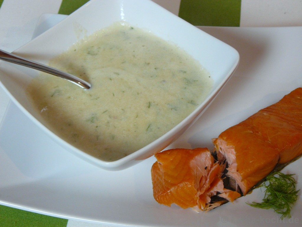 Sellerie-Apfelcréme Suppe mit Räucherlachs - Katha-kocht!