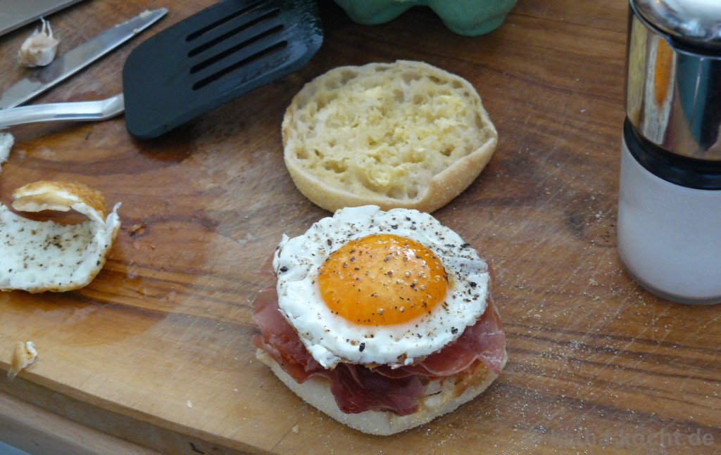 Bacon_and_Egg_Toastie_3