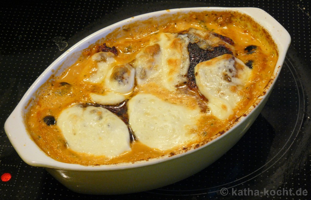 Überbackenes Maishähnchen mit Gnocchi in Tomatencréme - Katha-kocht!