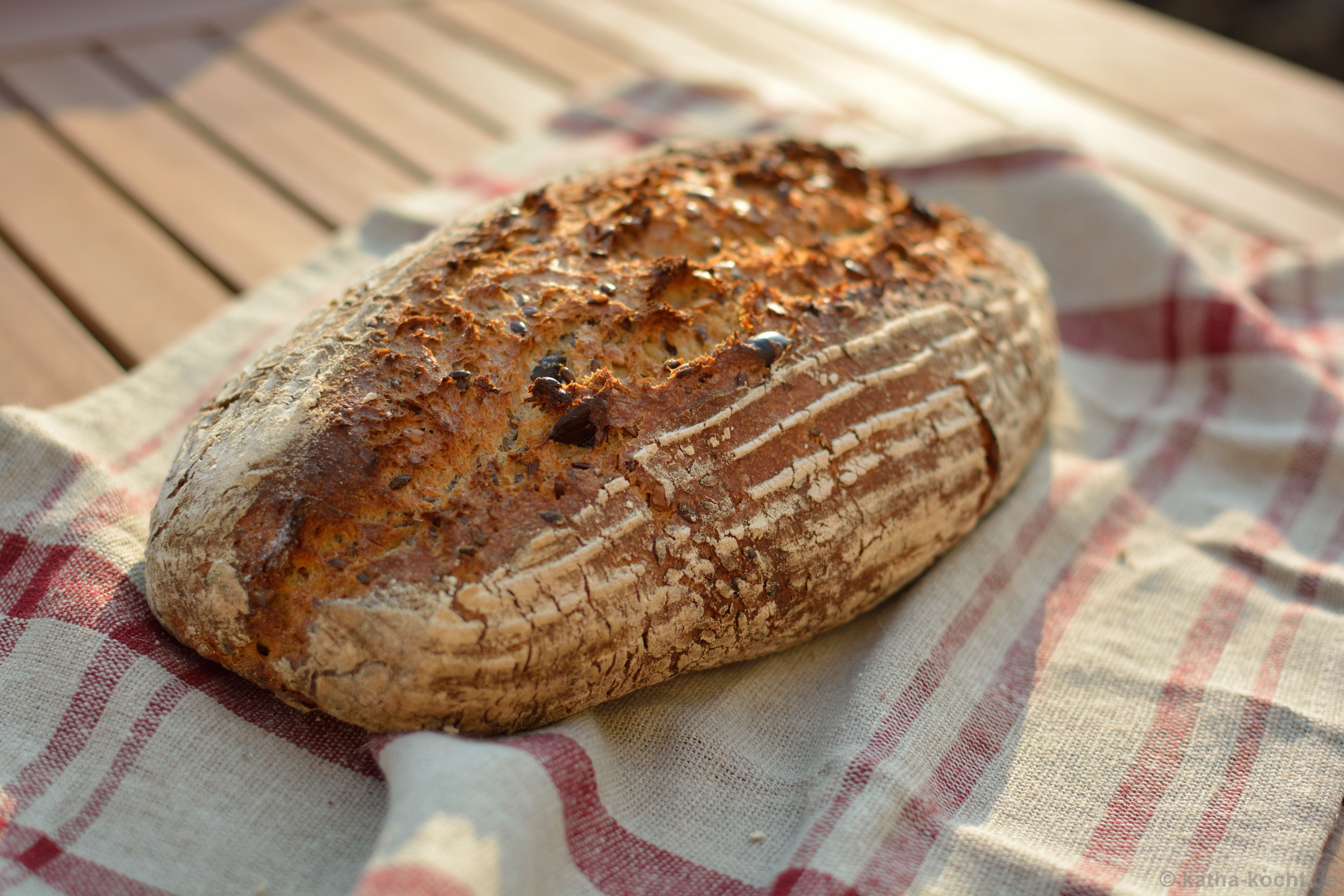 Mehrkornbrot für Nebenbei - Katha-kocht! Mehrkornbrot für Nebenbei - Katha-kocht!