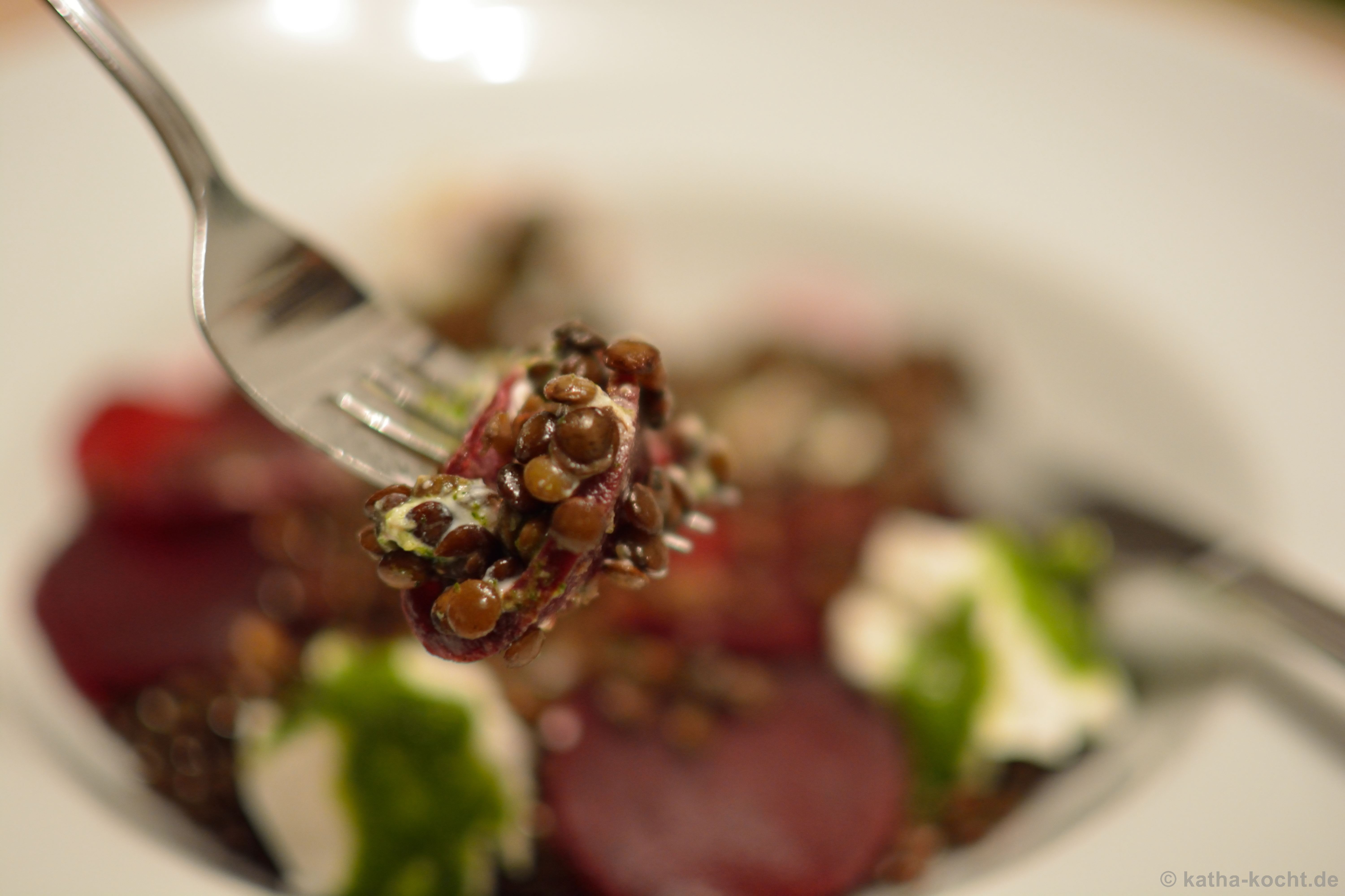 Puy-Linsensalat mit roter Bete und Ziegenkäse - Katha-kocht!