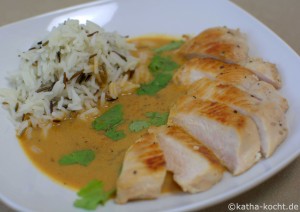 Hähnchen_in_scharfer_Kokos_Curry_Sauce_ (3)