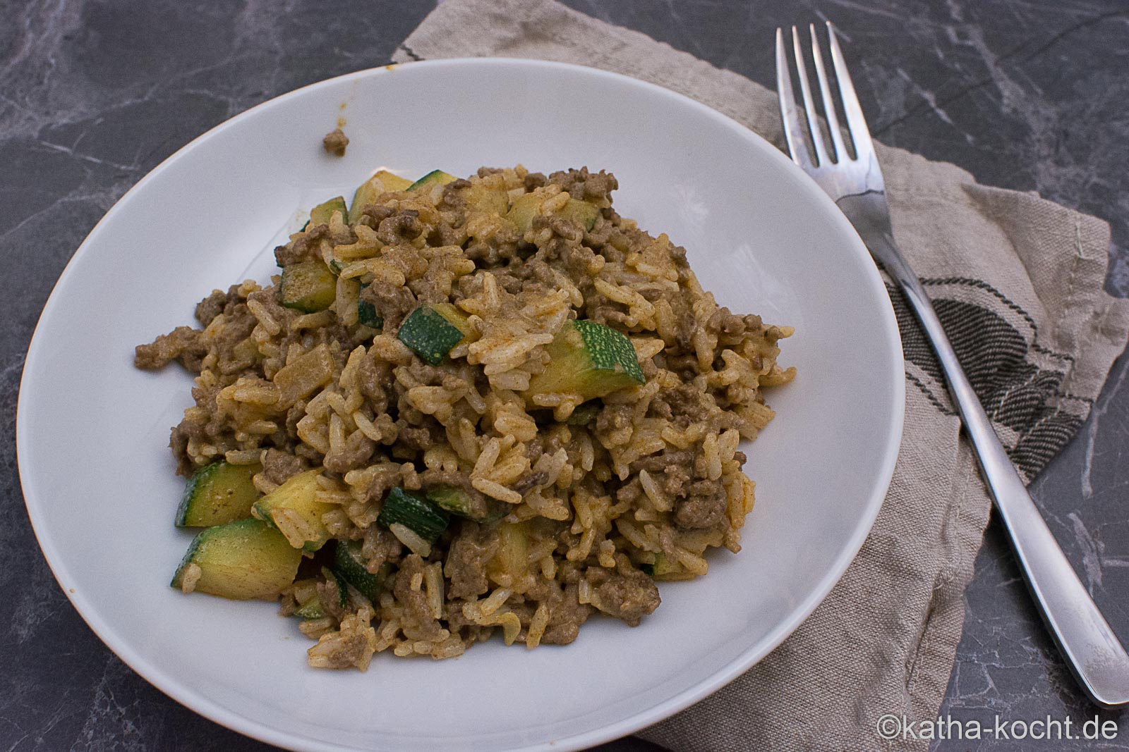 Zucchini Hackfleisch Pfanne Mit Reis Katha Kocht