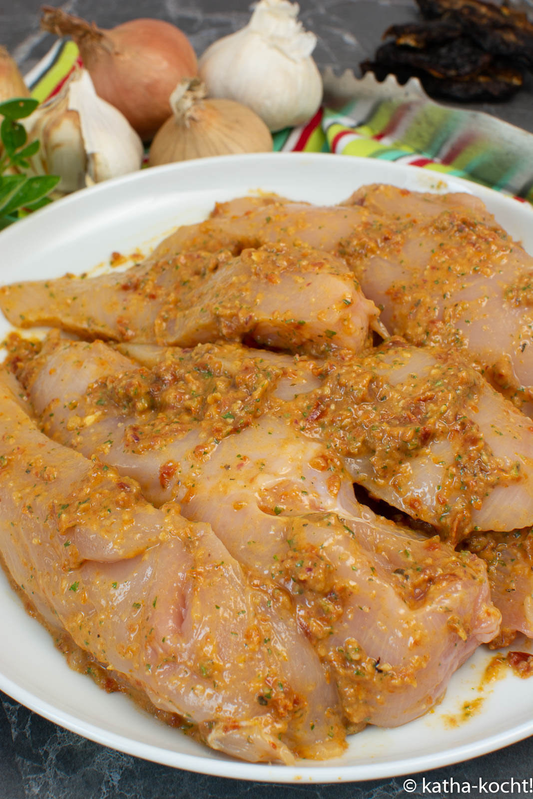 Grillmarinade - Hähnchen mit Tomaten-Oregano Marinade - Katha-kocht!