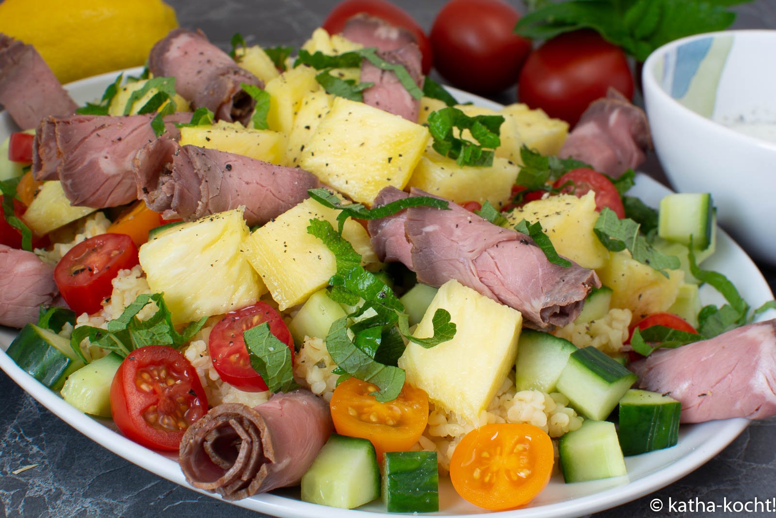 Roastbeef-Bulgursalat mit Ananas - Katha-kocht!