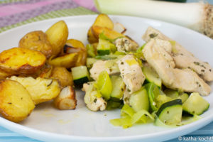 Hähnchenpfanne-mit-Lauch-und-ZUcchini