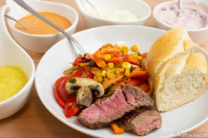 Rinderfilet mit buntem Gemüse - Reste vom Raclette