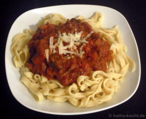 Tagliatelle mit geschmortem Rindfleisch