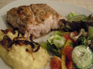 Red Snapper Filet mit buntem Fenchelsalat und Kartoffelpüree