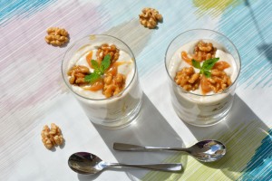 Bananencréme mit karamellisierten Walnüssen