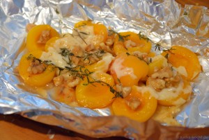 Gebackene Thymian-Aprikosen mit Manchego