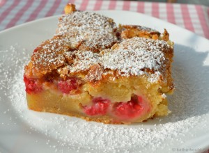 Himbeer-Blondies mit feiner Whisky-Note