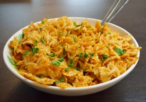 Tomaten-Pesto Nudelsalat Tomaten-Pesto Nudelauflauf