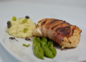 Gebratener Waller auf grünem Spargel Gebratener Waller auf grünem Spargel