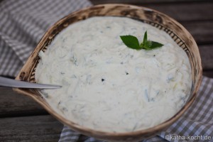 Zucchini Tsatziki mit Minze