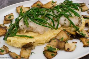 Kabeljau mit Kräuterseitlingen und Polenta