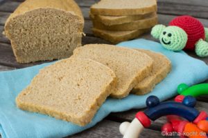 Brot für Babys selber backen - ohne Salz und Zucker Brot für Babys selber backen - ohne Salz und Zucker