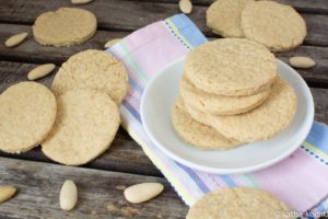 Mandelkekse mit selbst gemahlenen Mandeln