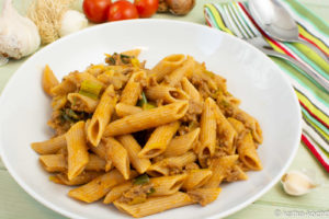 Pasta mit Hackfleisch-Lauchsauce
