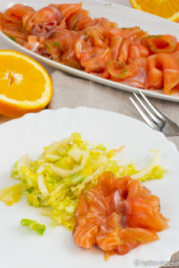 Gebeizter Orangen-Dill Lachs auf Chinakohlsalat Gebeizter Orangen-Dill Lachs auf Chinakohlsalat